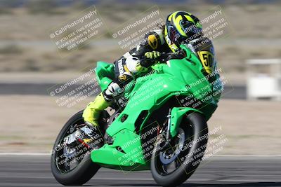 media/Jan-15-2026-Racers Edge (Thu) [[dfebeb70ab]]/3-B Group/Session 2 (Turn 11)/